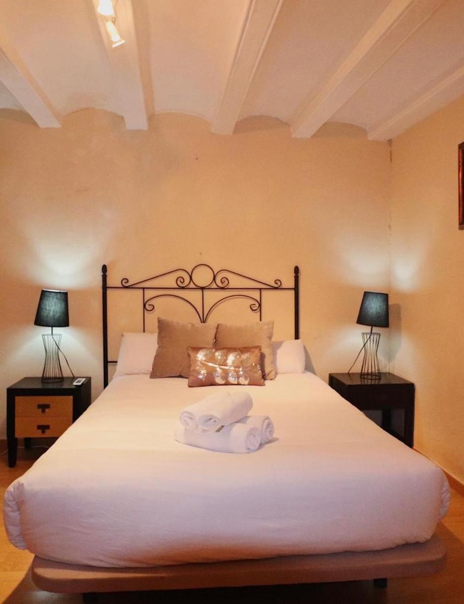 Private Rooms In City Center Barcellona Esterno foto